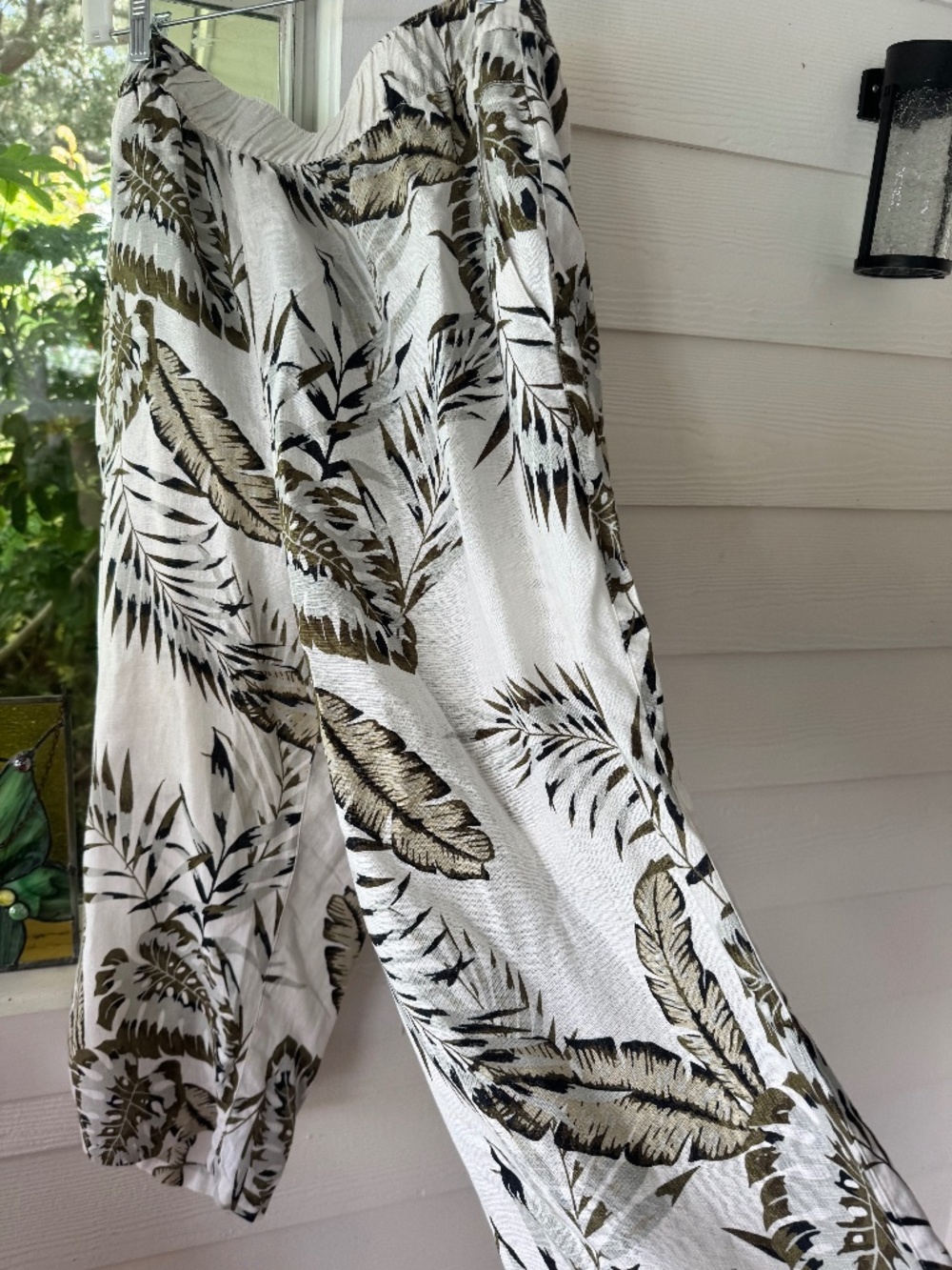 C&C California Capri Pants Wide Leg Tropical Leaf on White 100% Linen 2X